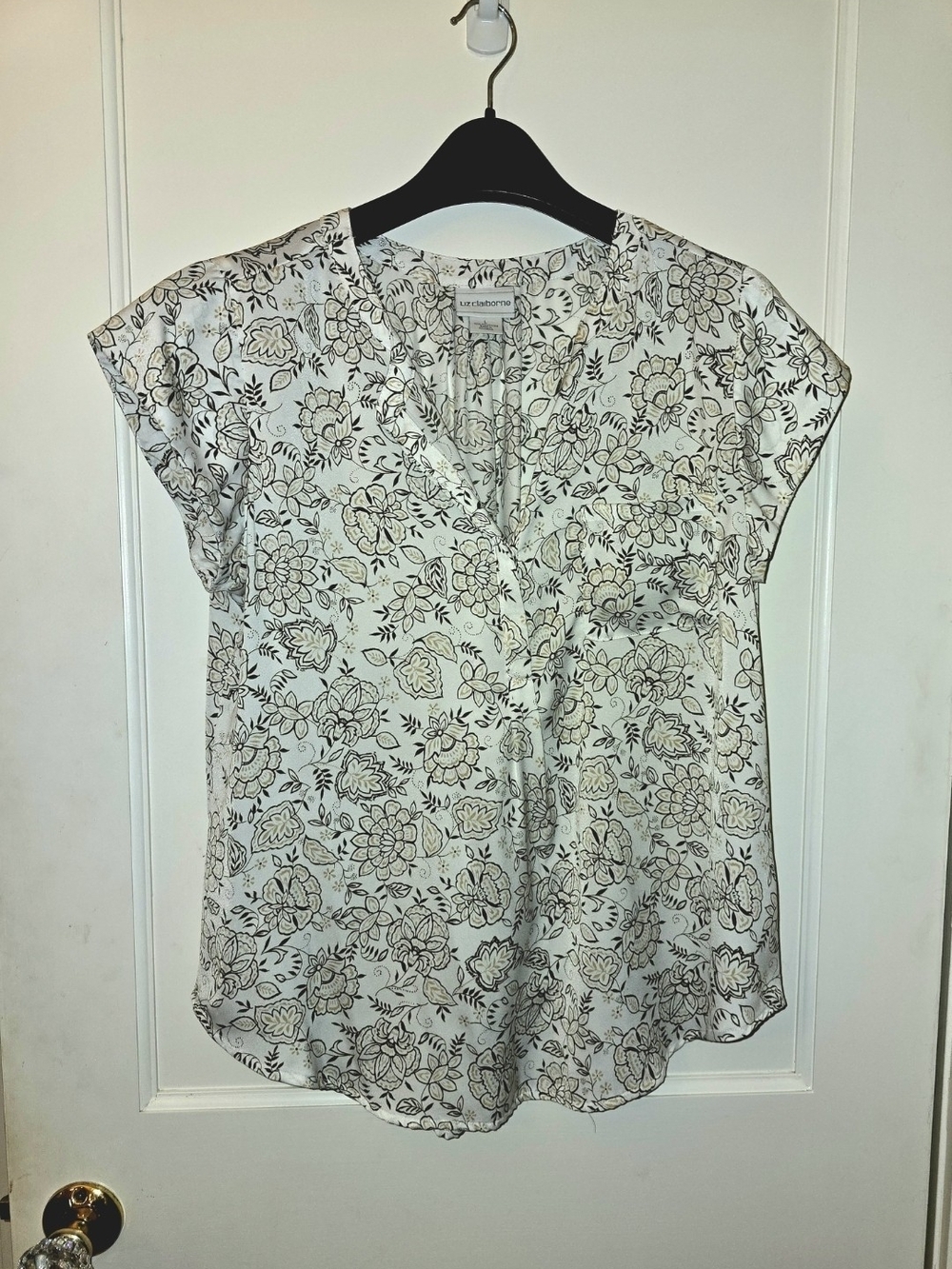 Liz Claiborne Cream and Brown Floral V-Neck Cap Sleeve Top LARGE